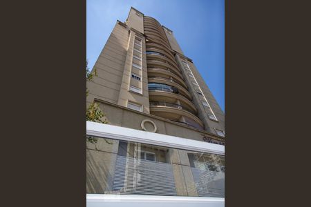 Apartamento para alugar com 60m², 1 quarto e 1 vagaFachada