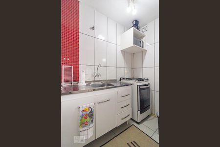 Cozinha de kitnet/studio para alugar com 1 quarto, 33m² em Centro, Curitiba