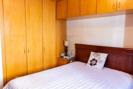 Casa à venda com 250m², 3 quartos e 4 vagasQuarto 1 - Armários