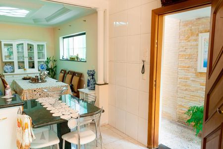 Casa à venda com 250m², 3 quartos e 4 vagasCozinha