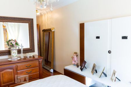 Casa à venda com 250m², 3 quartos e 4 vagasSuíte