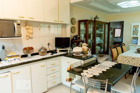 Casa à venda com 250m², 3 quartos e 4 vagasCozinha