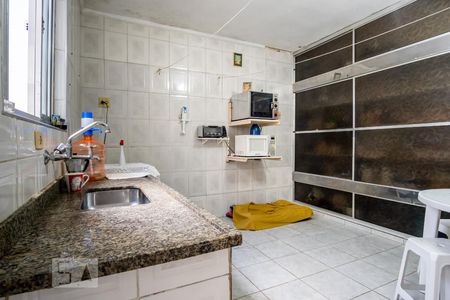 Casa à venda com 100m², 2 quartos e 2 vagasCozinha