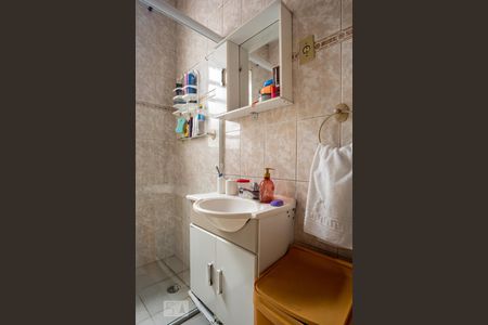 Casa à venda com 100m², 2 quartos e 2 vagasBanheiro