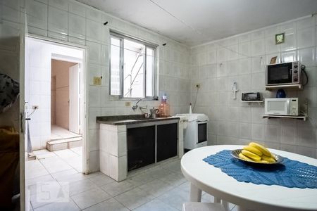 Casa à venda com 100m², 2 quartos e 2 vagasCozinha