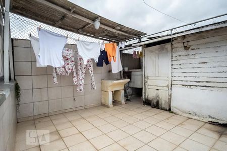 Casa à venda com 100m², 2 quartos e 2 vagasÁrea de Serviço