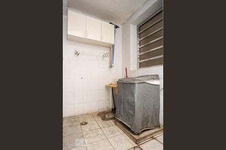 Casa à venda com 100m², 2 quartos e 2 vagasLavanderia