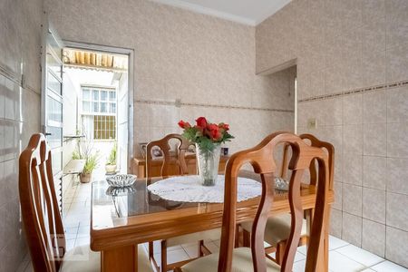 Casa à venda com 100m², 2 quartos e 2 vagasCopa