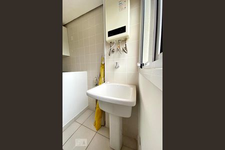 Apartamento à venda com 80m², 2 quartos e 1 vagaÁrea de Serviço