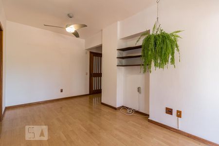 Sala de apartamento para alugar com 1 quarto, 56m² em Menino Deus, Porto Alegre