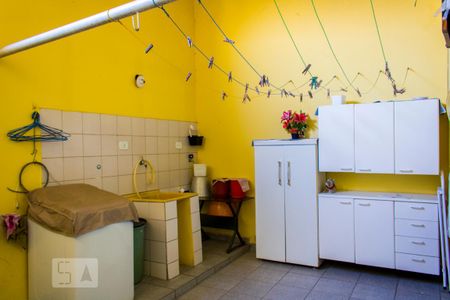 Casa à venda com 268m², 6 quartos e 1 vaga Casa à venda com 268m², 6 quartos e 1 vagaÁrea de Serviço 2