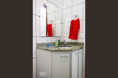 Casa à venda com 268m², 6 quartos e 1 vaga Casa à venda com 268m², 6 quartos e 1 vagaBanheiro Social 2