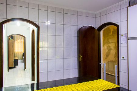 Casa à venda com 268m², 6 quartos e 1 vaga Casa à venda com 268m², 6 quartos e 1 vagaCozinha 1
