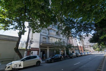 Apartamento para alugar com 98m², 2 quartos e sem vagaFachada