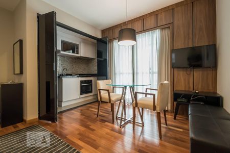 Sala de apartamento à venda com 1 quarto, 50m² em Brooklin, São Paulo