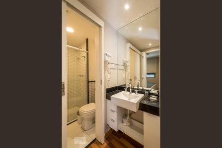 Apartamento à venda com 50m², 1 quarto e 1 vaga Apartamento à venda com 50m², 1 quarto e 1 vagaBanheiro
