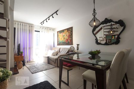 Sala de apartamento à venda com 2 quartos, 73m² em Barra da Tijuca, Rio de Janeiro