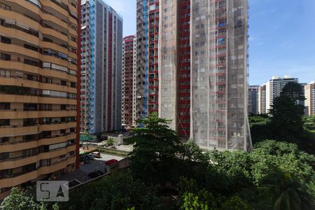 Apartamento à venda com 73m², 2 quartos e 1 vagaVista