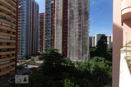 Apartamento à venda com 73m², 2 quartos e 1 vagaVista