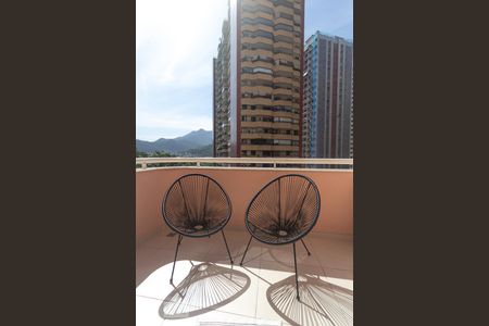 Varanda de apartamento à venda com 2 quartos, 73m² em Barra da Tijuca, Rio de Janeiro