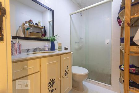 Apartamento à venda com 73m², 2 quartos e 1 vagaBanheiro da Suíte