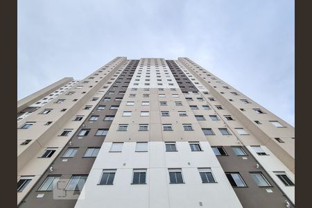 Apartamento para alugar com 41m², 2 quartos e 1 vaga Apartamento para alugar com 41m², 2 quartos e 1 vagaFachada