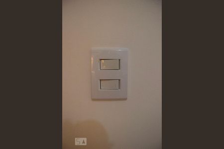 Detalhe Sala/Quarto de kitnet/studio para alugar com 1 quarto, 15m² em Vila Gomes, São Paulo