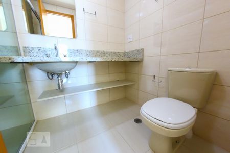 Apartamento para alugar com 85m², 3 quartos e 2 vagas Apartamento para alugar com 85m², 3 quartos e 2 vagasBanheiro da Suite