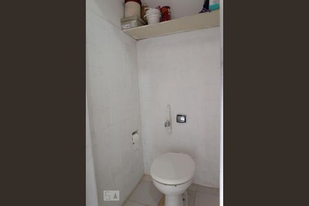 Apartamento à venda com 136m², 3 quartos e sem vagaBanheiro de Serviço