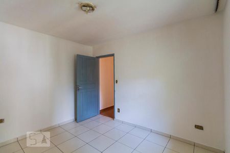 Casa à venda com 45m², 1 quarto e sem vagaQuarto