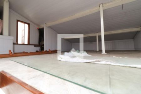 Sotão de casa de condomínio para alugar com 3 quartos, 211m² em Vila São Silvestre, São Paulo