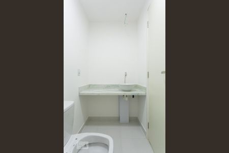 Apartamento para alugar com 53m², 2 quartos e 1 vaga Apartamento para alugar com 53m², 2 quartos e 1 vagaBanheiro