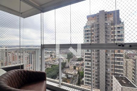 Apartamento à venda com 227m², 3 quartos e 4 vagasVaranda