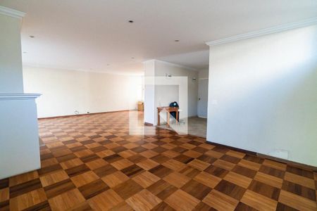 Sala de casa à venda com 5 quartos, 245m² em Planalto Paulista, São Paulo
