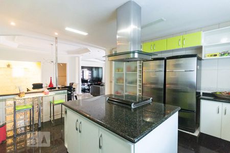 Casa à venda com 280m², 4 quartos e 6 vagasCozinha