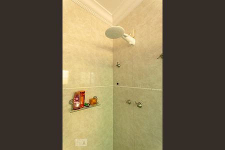 Casa à venda com 280m², 4 quartos e 6 vagasBanheiro da Suíte 1