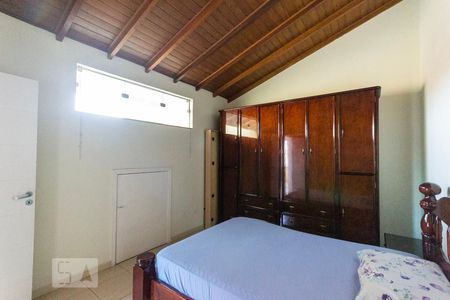 Casa à venda com 280m², 4 quartos e 6 vagasSuíte 3