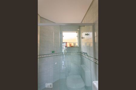 Casa à venda com 280m², 4 quartos e 6 vagasBanheiro Social