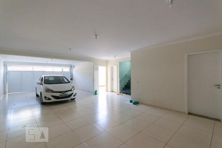 Casa à venda com 280m², 4 quartos e 6 vagasGaragem