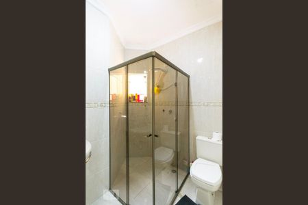 Casa à venda com 280m², 4 quartos e 6 vagasBanheiro da suíte 2