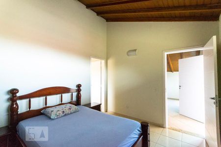 Casa à venda com 280m², 4 quartos e 6 vagasSuíte 3