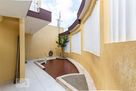 Casa à venda com 280m², 4 quartos e 6 vagasÁrea Externa