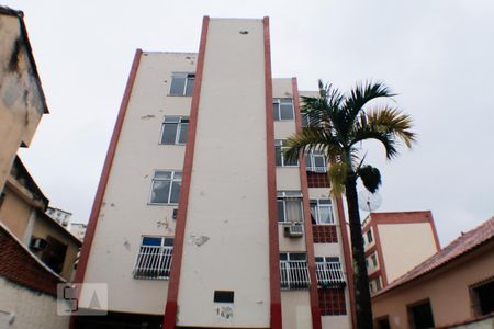 Apartamento para alugar com 65m², 3 quartos e sem vagaFachada