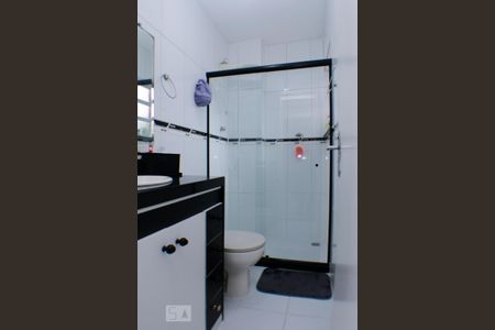 Apartamento para alugar com 65m², 3 quartos e sem vagaBanheiro