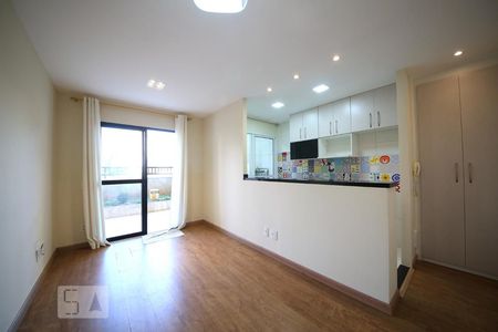 Sala de apartamento para alugar com 2 quartos, 76m² em Jardim Umuarama, São Paulo