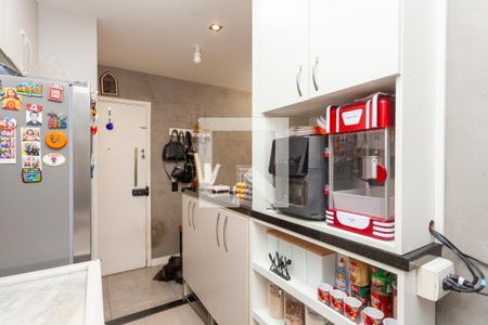 Cozinha de apartamento à venda com 2 quartos, 76m² em Jardim Umuarama, São Paulo