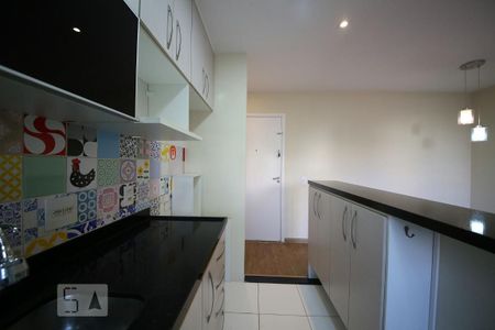 Apartamento para alugar com 76m², 2 quartos e 1 vagaCozinha