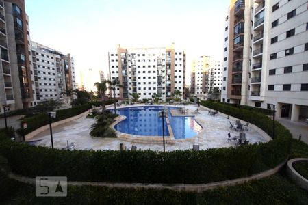 Apartamento para alugar com 76m², 2 quartos e 1 vagaPiscina