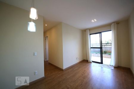 Sala de apartamento para alugar com 2 quartos, 76m² em Jardim Umuarama, São Paulo