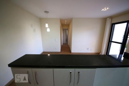 Apartamento para alugar com 76m², 2 quartos e 1 vagaCozinha - Sala